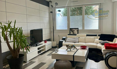 Maison - 100 m² - 6 pièces