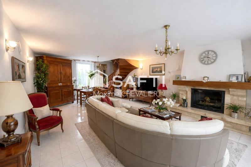 Maison - 234 m² - 6 pièces