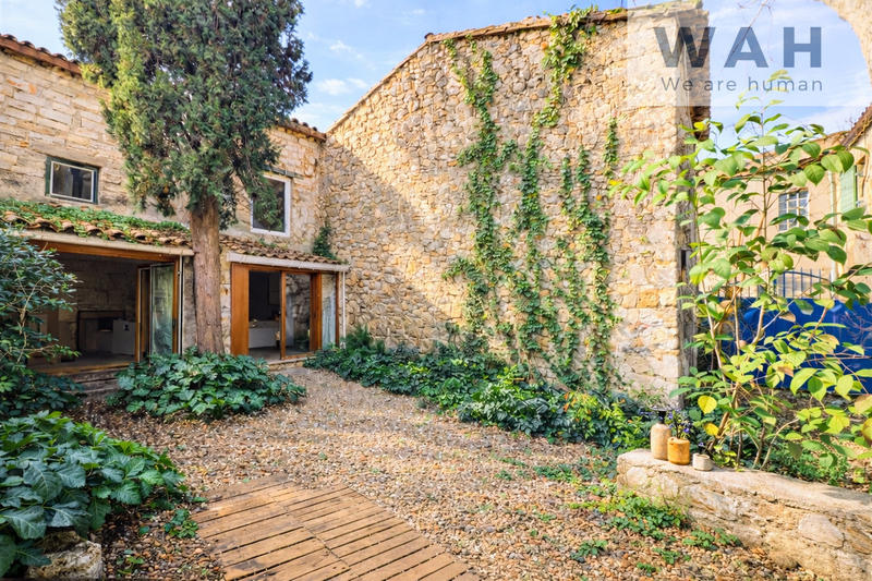 Maison de village - 199 m² - 8 pièces