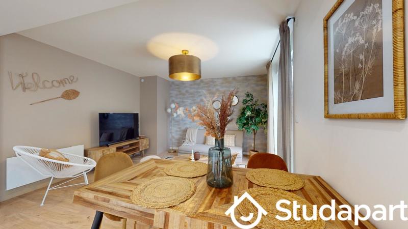 Chambre - 10 m² - 1 pièce