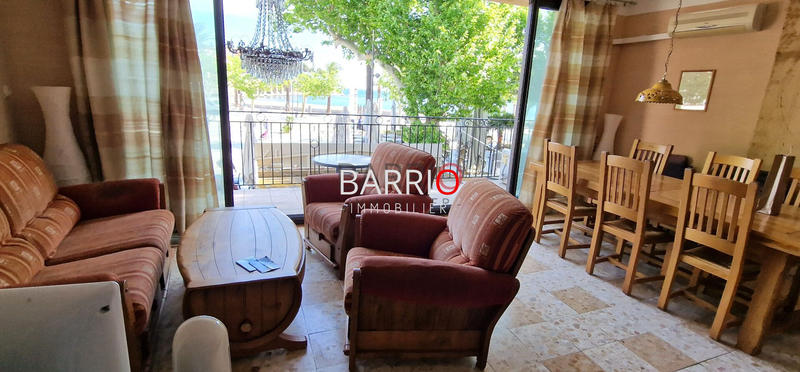 Appartement - 80 m² - 3 pièces