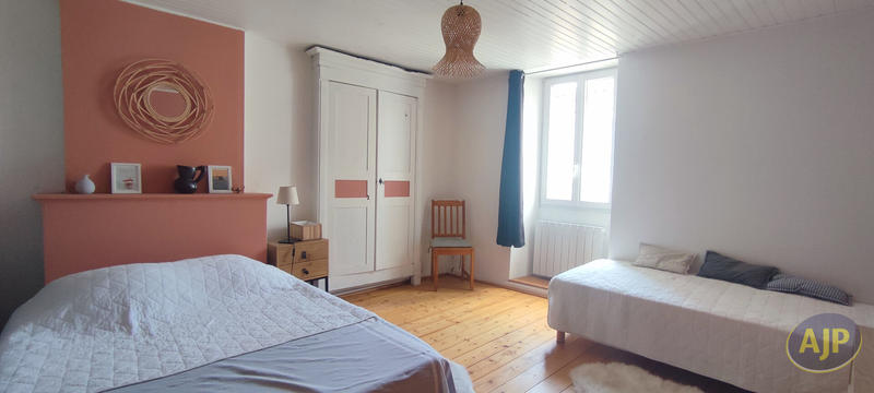 Maison - 125 m² - 4 pièces