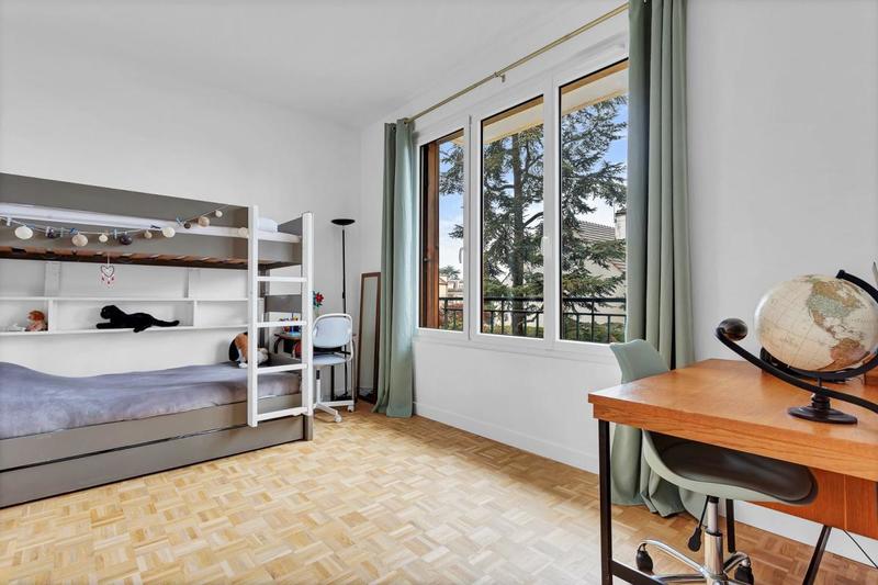 Appartement - 106 m² - 5 pièces