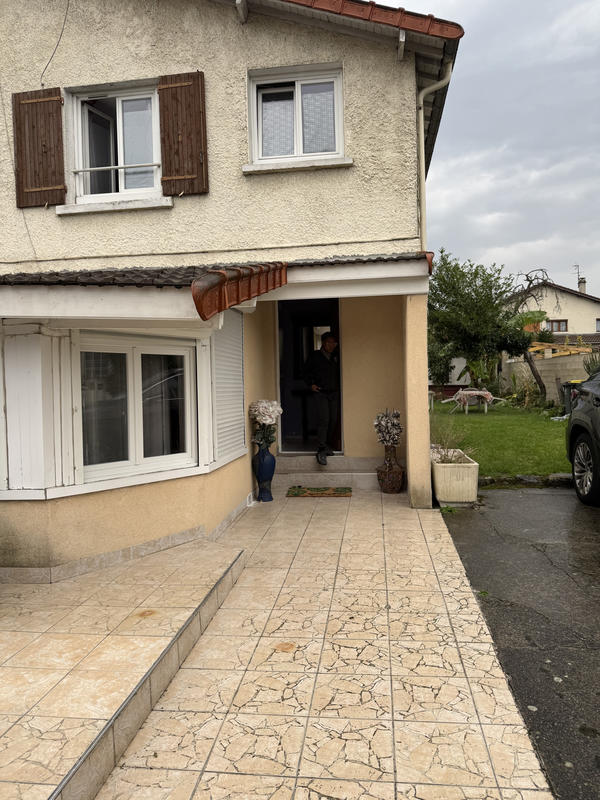 Maison - 89 m² - 6 pièces