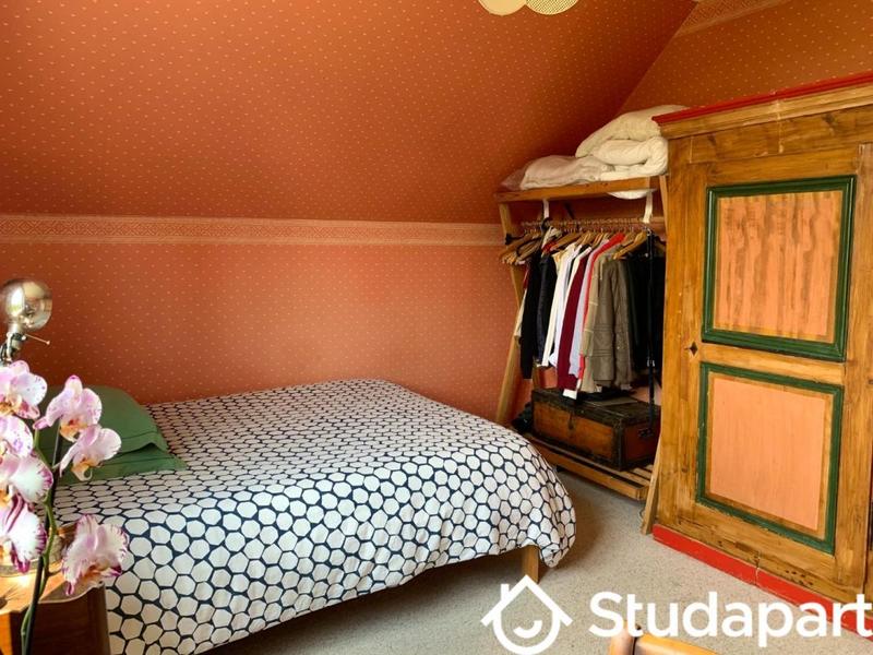 Chambre - 12 m² - 1 pièce