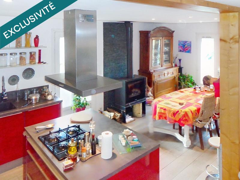 Maison - 98 m² - 6 pièces