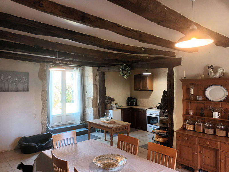 Maison - 350 m² - 4 pièces