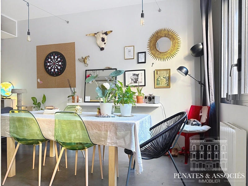 Appartement - 80 m² - 4 pièces