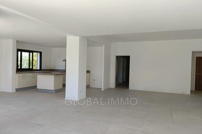 Appartement - 153 m² - 5 pièces