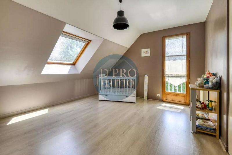 Maison - 160 m² - 7 pièces