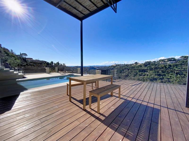 Villa - 144 m² - 5 pièces