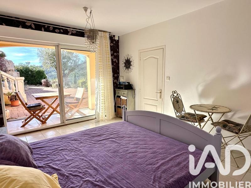 Maison - 159 m² - 6 pièces