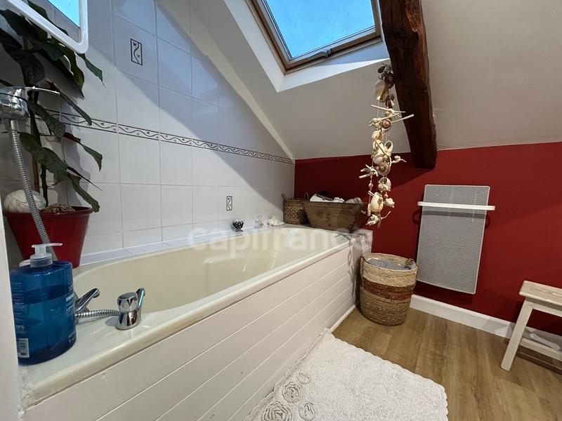 Maison - 94 m² - 4 pièces