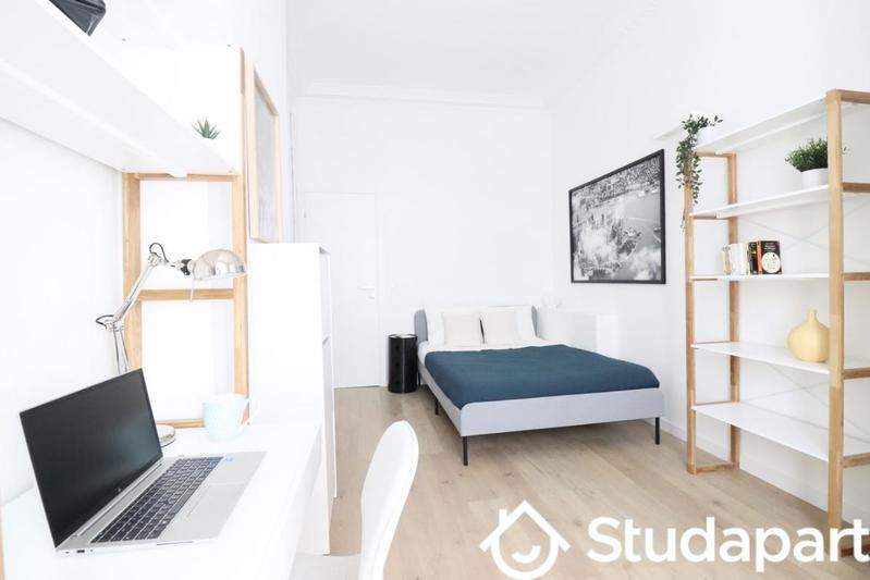 Chambre - 12 m² - 1 pièce