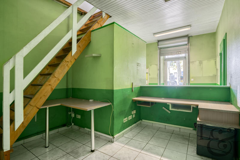 Local commercial - 237 m²