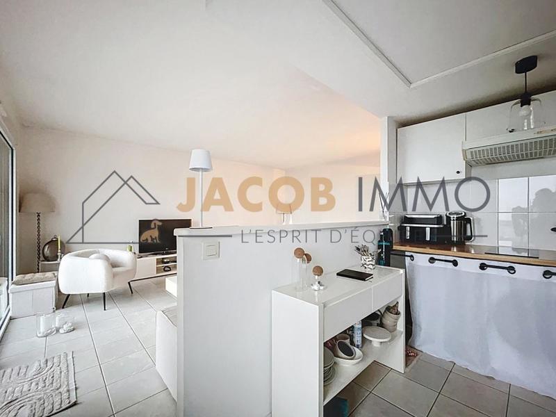 Appartement - 5 309 m² - 2 pièces