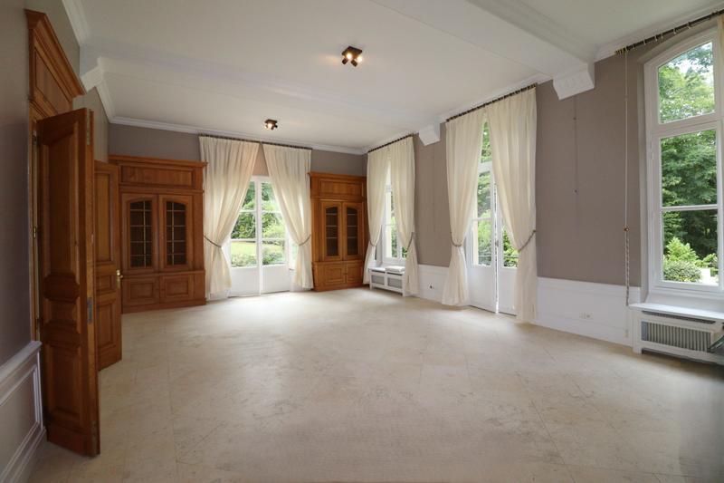 Maison ancienne - 232 m² - 8 pièces