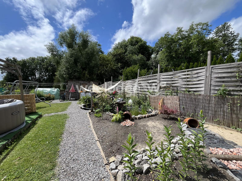 Maison - 99 m² - 5 pièces