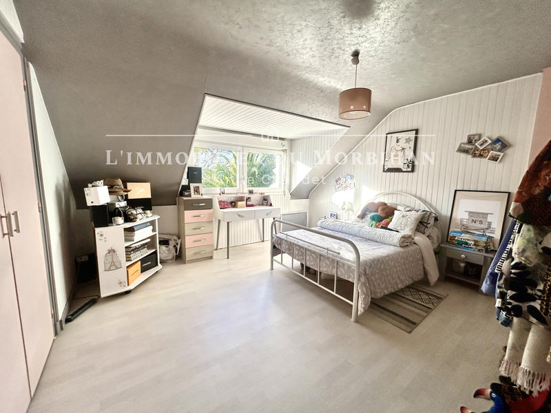 Maison - 184 m² - 10 pièces