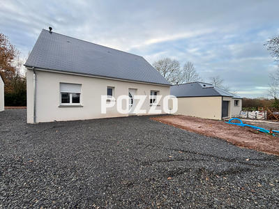 Maison - 95 m² - 4 pièces