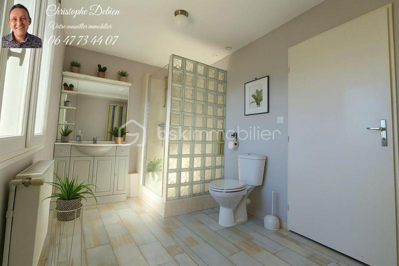 Maison traditionnelle - 90 m² - 4 pièces