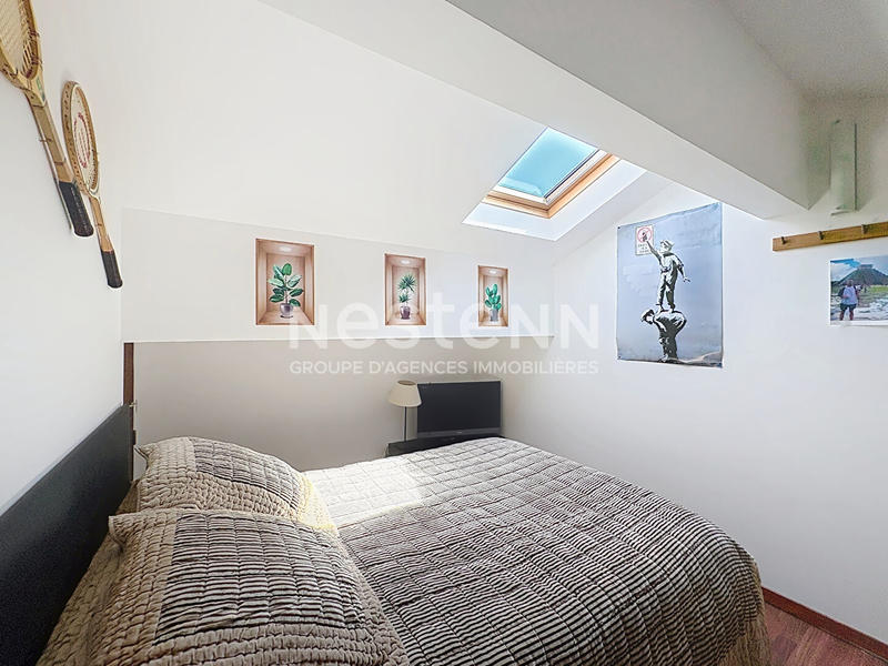 Maison - 185 m² - 9 pièces