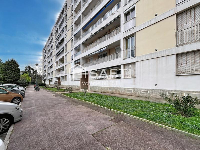 Appartement - 80 m² - 4 pièces