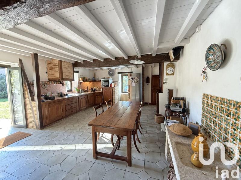 Maison - 380 m² - 12 pièces