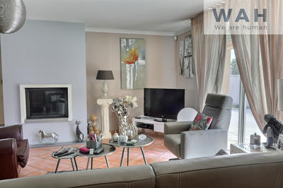 Maison - 111 m² - 4 pièces