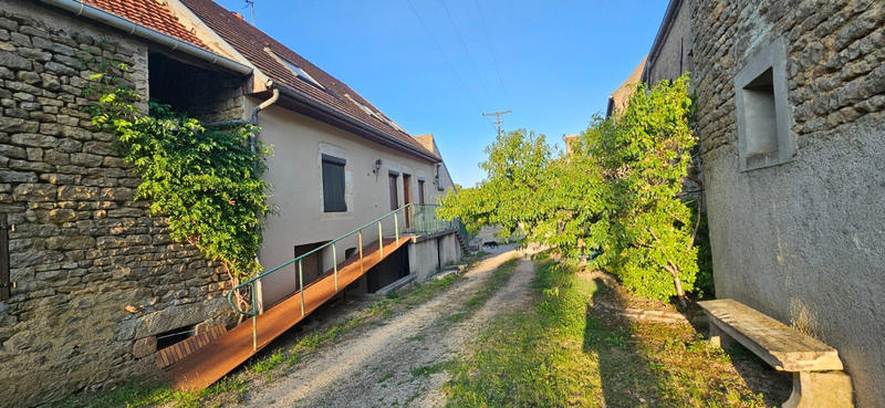 Maison ancienne - 90 m² - 4 pièces