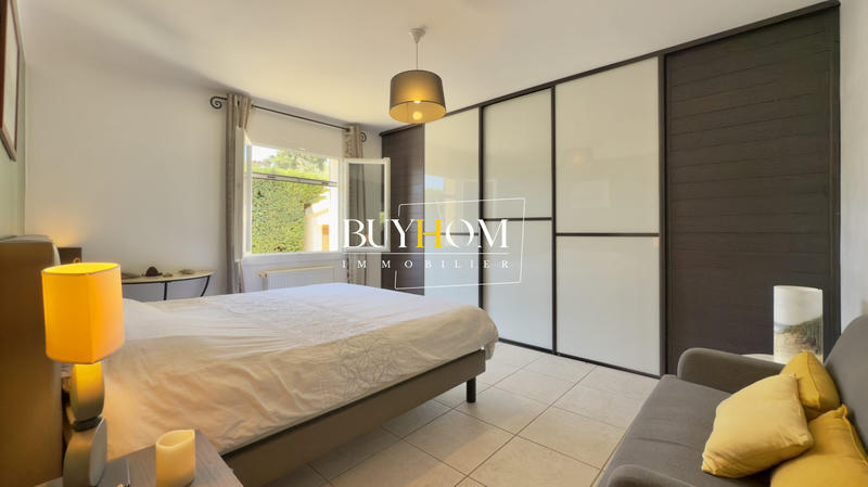 Maison - 158 m² - 5 pièces