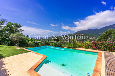 Villa - 200 m² - 5 pièces