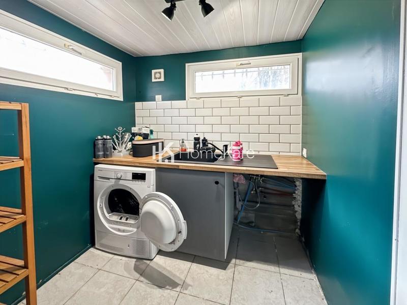 Maison - 130 m² - 7 pièces