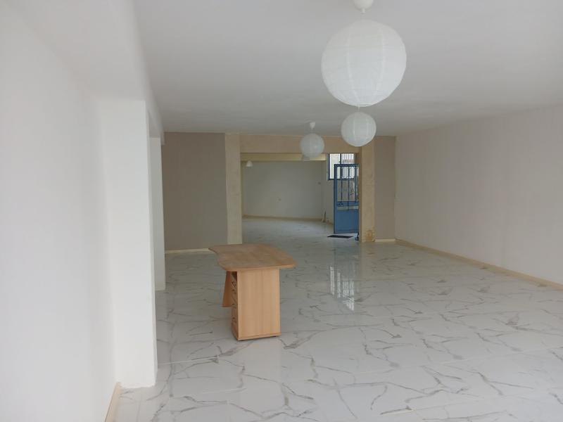 Local commercial - 102 m²