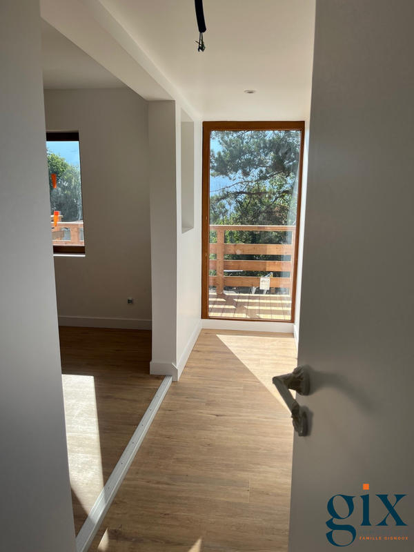 Appartement - 81 m² - 4 pièces