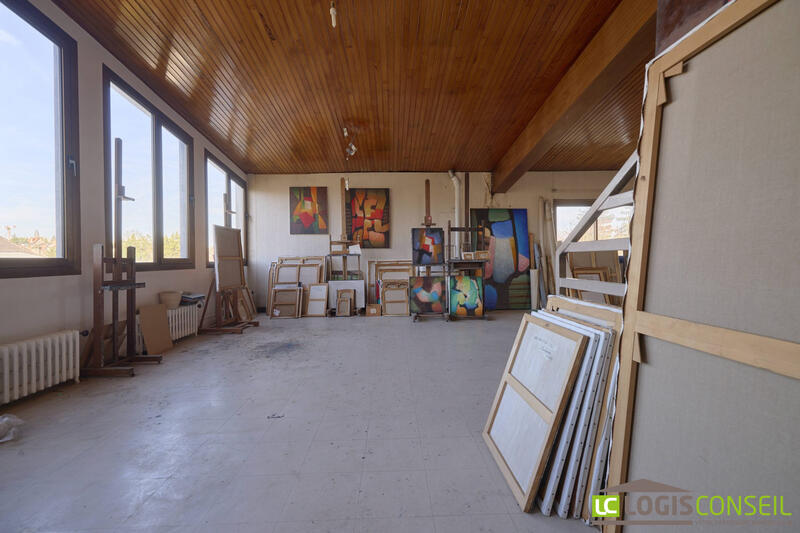 Maison ancienne - 335 m² - 10 pièces