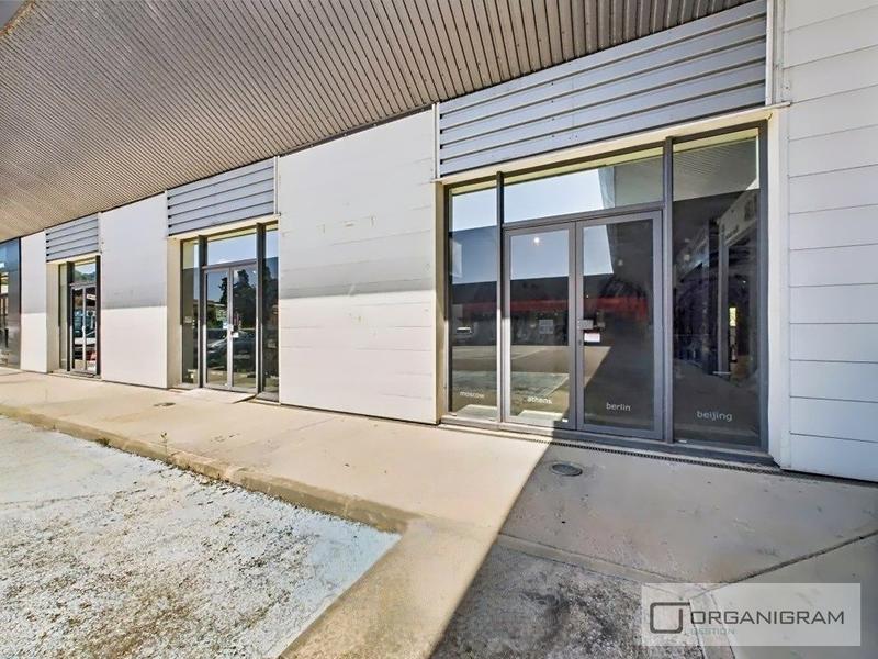 Local commercial - 438 m²