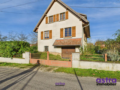 Maison - 143 m² - 7 pièces