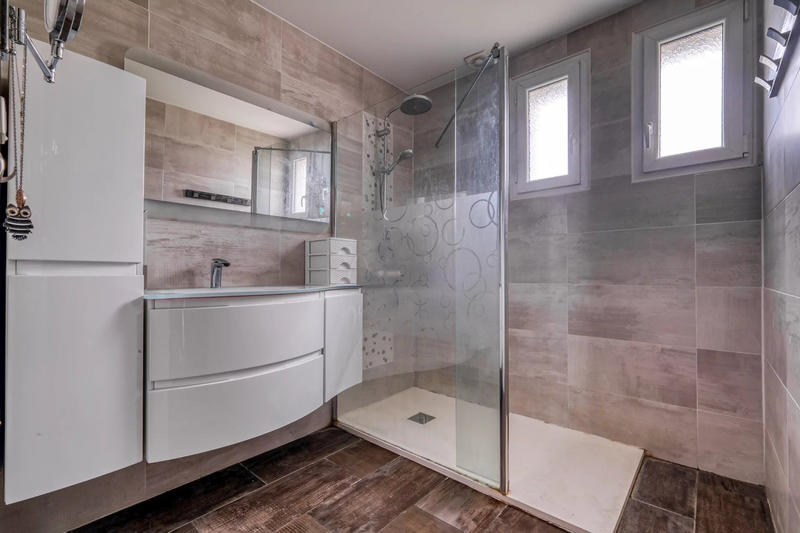 Maison - 148 m² - 7 pièces