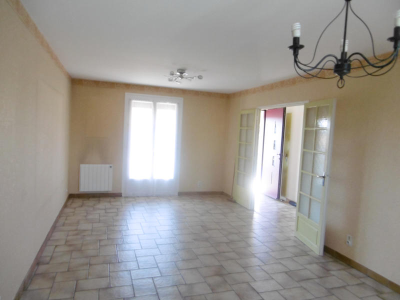 Maison - 80 m² - 5 pièces