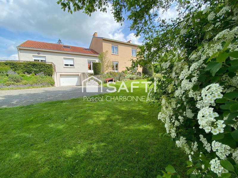 Maison - 310 m² - 10 pièces