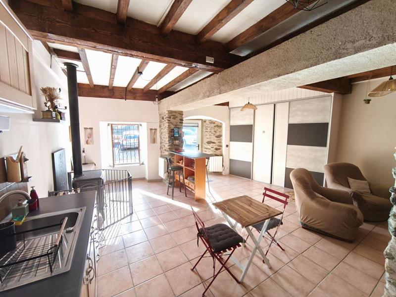 Maison de village - 140 m² - 6 pièces