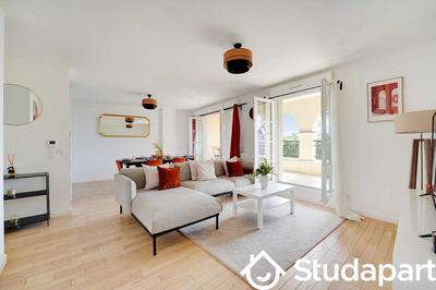 Appartement - 169 m² - 3 pièces