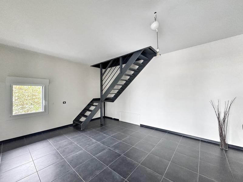 Maison - 211 m² - 5 pièces