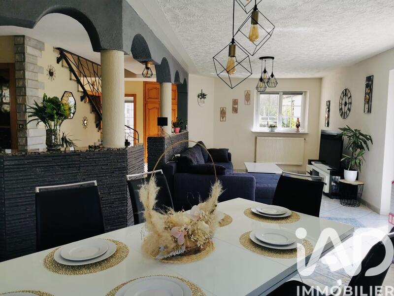 Maison - 148 m² - 5 pièces