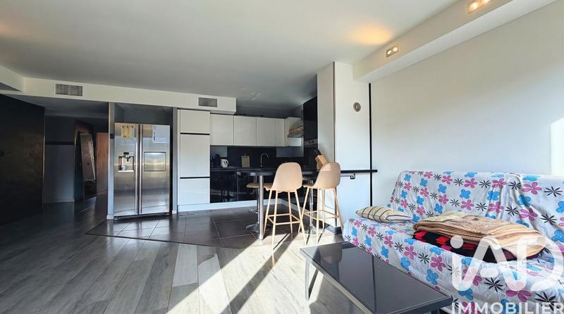 Appartement - 100 m² - 5 pièces