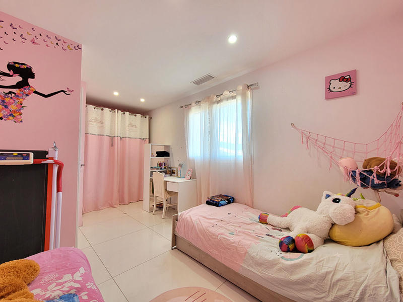 Maison - 165 m² - 7 pièces