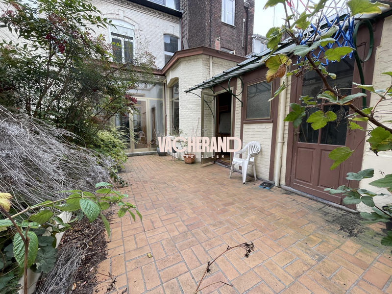 Maison - 140 m² - 7 pièces