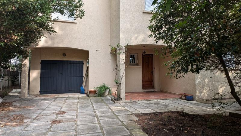 Villa - 195 m² - 6 pièces