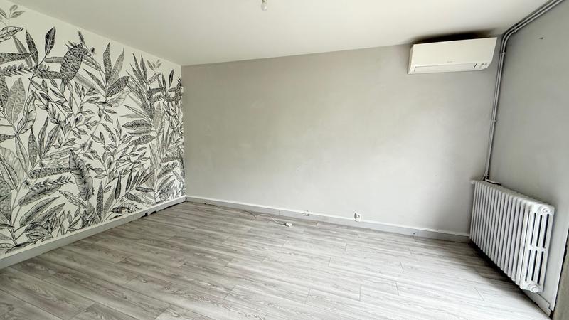 Maison traditionnelle - 137 m² - 5 pièces